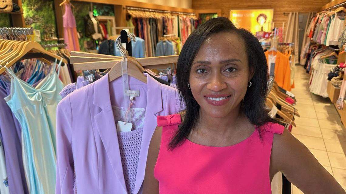 Oak Park Mall shop combined knitting and fashion. Now it’s opening a new store in JoCo