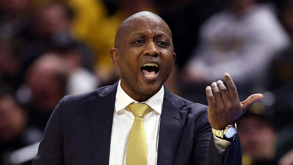 Mizzou Tigers hunting for 4th straight SEC win as Texas Longhorns roll into town