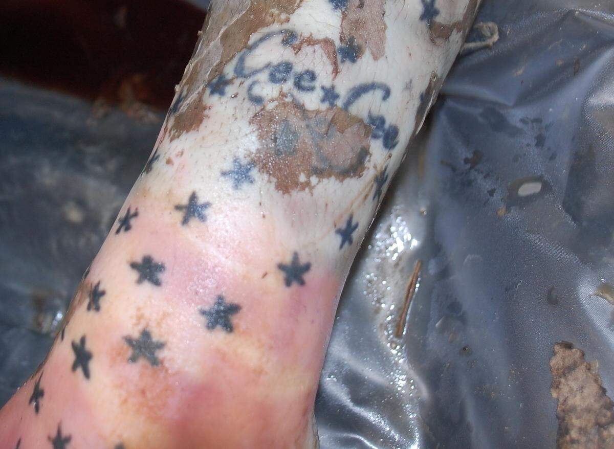 “Cee Cee” tattoo on the person’s left hand/wrist.