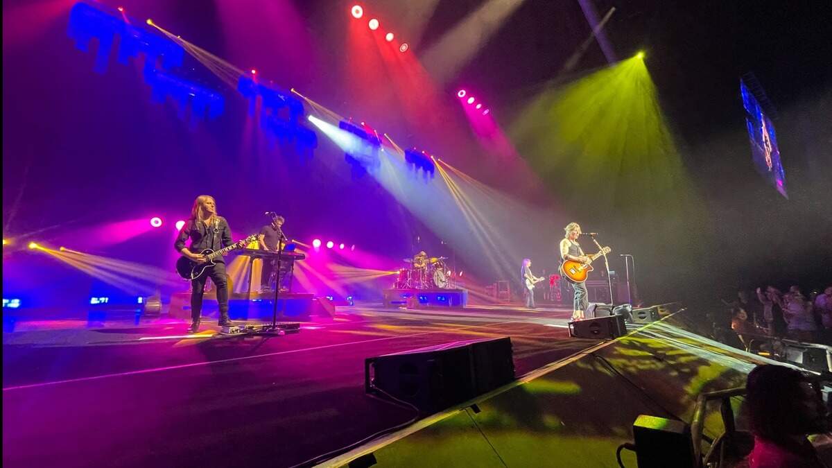 The Goo Goo Dolls performed at Starlight Theatre in Kansas City Friday. Aug 22. They’re on tour with emo rock band Dashboard Confessional.