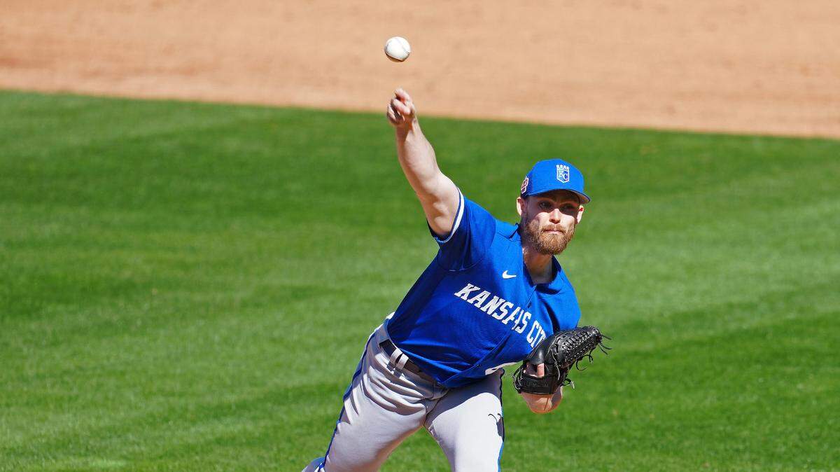 Kansas City Royals relief pitcher Josh Staumont