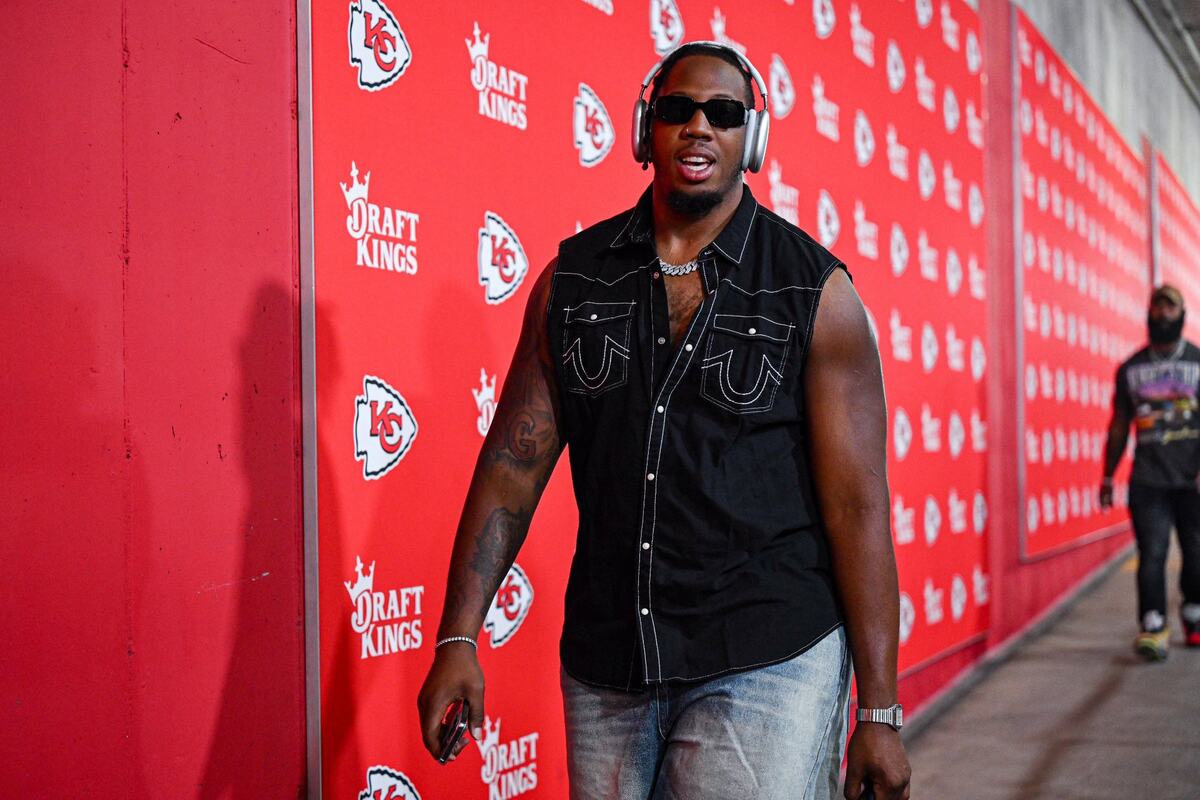 Kansas City Chiefs offensive tackle Wanya Morris arrives for the Chiefs’ game with the Bengals Sunday, Sept. 15, 2024, at GEHA Field at Arrowhead Stadium.