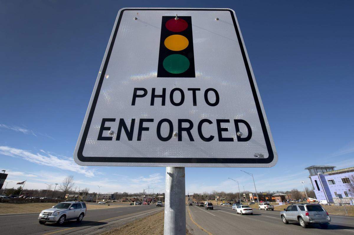 Studies over the years have found that red light cameras can reduce crashes, but critics say there are better alternatives.