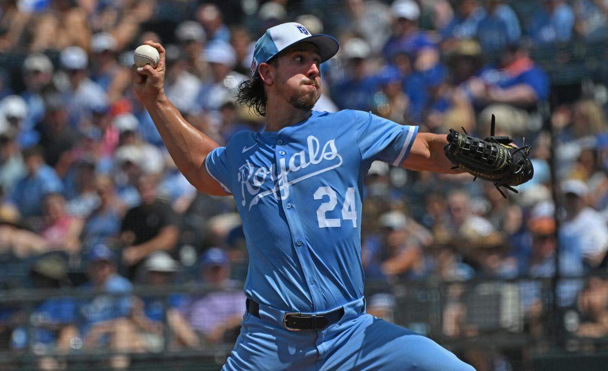 Kansas City Royals starting pitcher Michael Lorenzen (24) throws a pitch in the first inning against the Athletics at Kauffman Stadium on June 14, 2025.