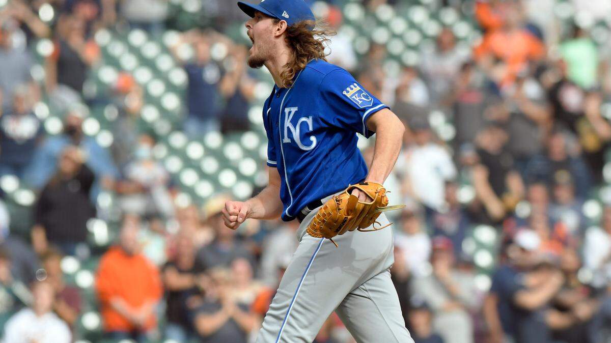 Kansas City Royals relief pitcher Scott Barlow reacts after striking out Detroit Tigers’ Harold Castro for the final out of the ninth inning in a baseball game, Sunday, Sept. 26, 2021, in Detroit. (AP Photo/Jose Juarez)
