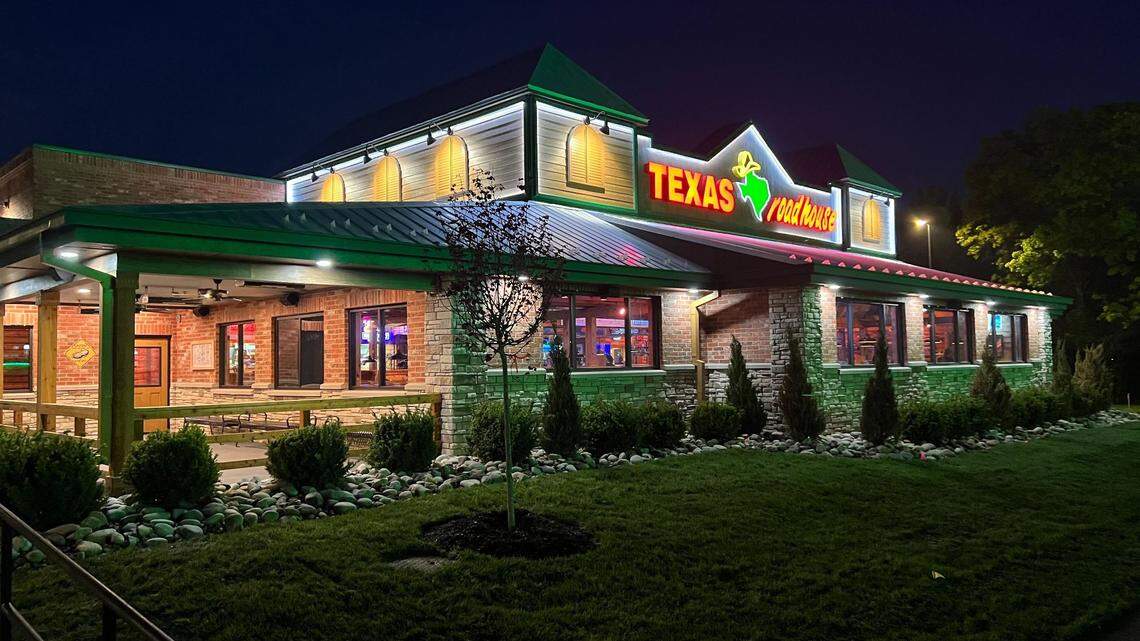 A new Texas Roadhouse has just opened at 9761 Metcalf Ave. in Overland Park.