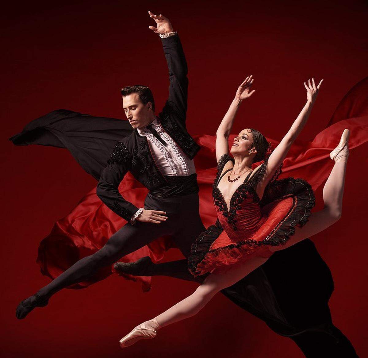 The Kansas City Ballet production of “Don Quixote” will run March 21-30 at the Kauffman Center. KC Ballet dancers Andrew Vecseri and Amaya Rodriguez shown.