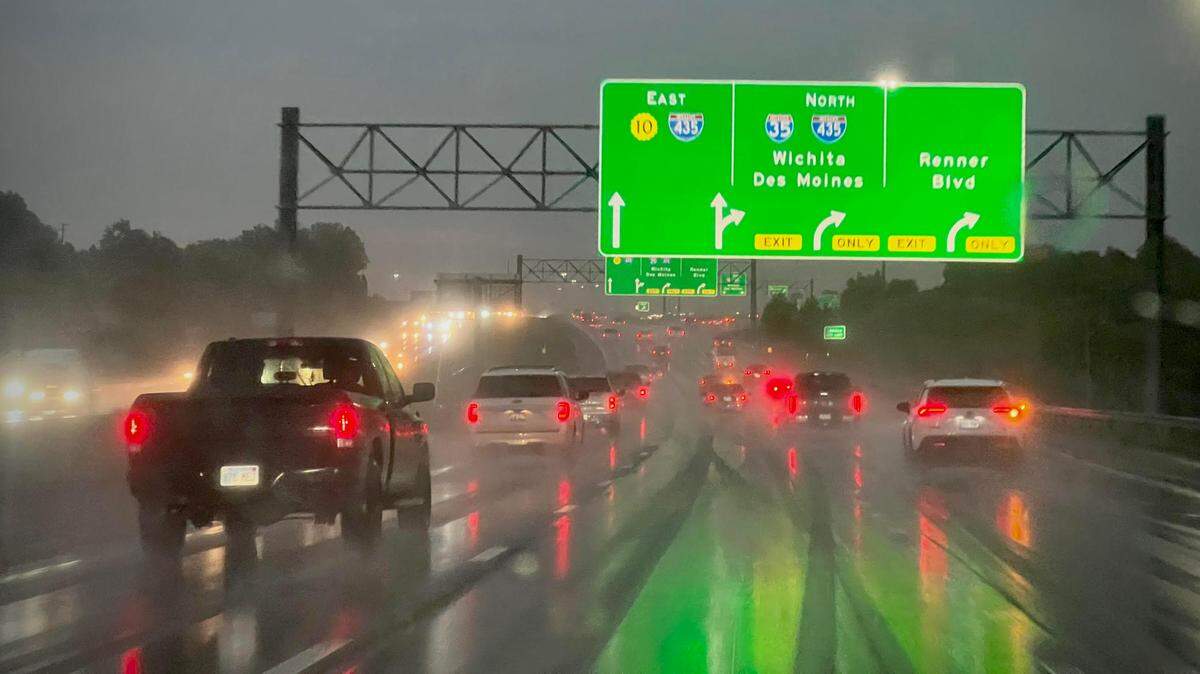 Strong, widespread thunderstorms are rolling into the Kansas City area bringing gusty winds, heavy rains and lightning, according to the National Weather Service. Storms are expected to affect the morning commute with limited visibility and water possibly ponding on area roads. Heavy rains and frequent lightning were seen along Kansas 10 highway in Johnson County.