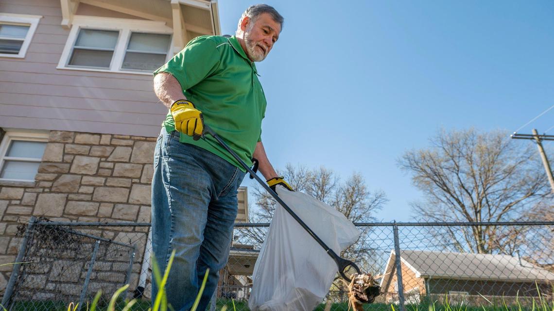 These Kansas Citians pick up litter on our streets. Here’s what they see & wish you knew
