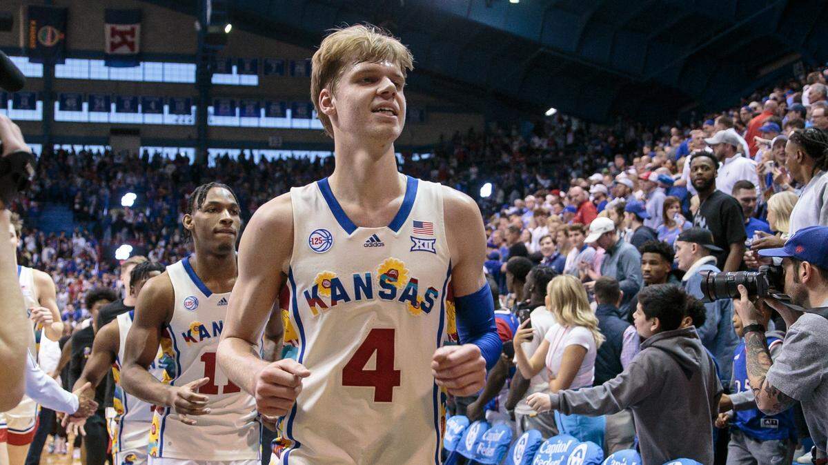 Did the Kansas Jayhawks get lucky or unlucky with 2023 NCAA Tournament draw?