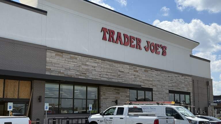 Trader Joe’s set to open soon in Merriam. What to know about the grand opening