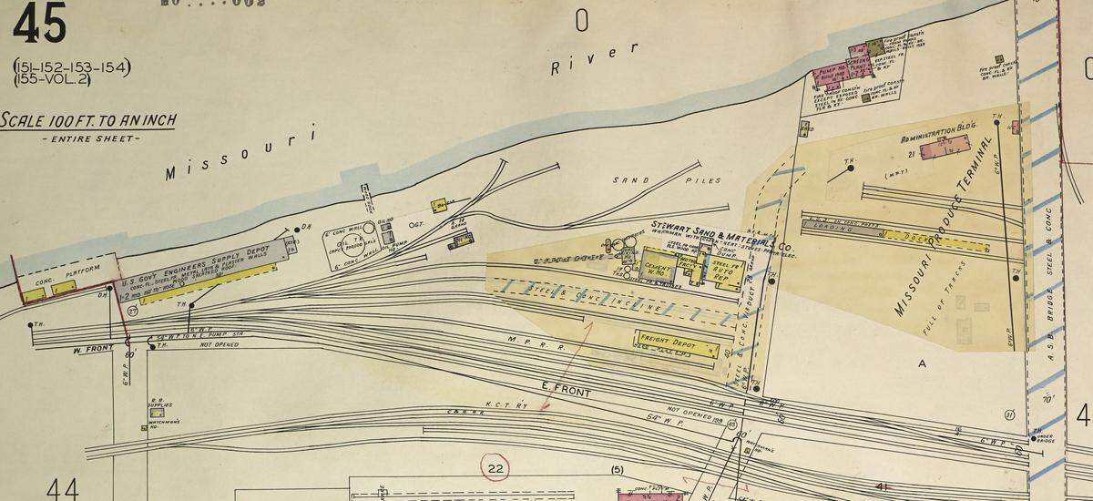 Sanborn map showing the riverfront area with oil tanker, 1950.
