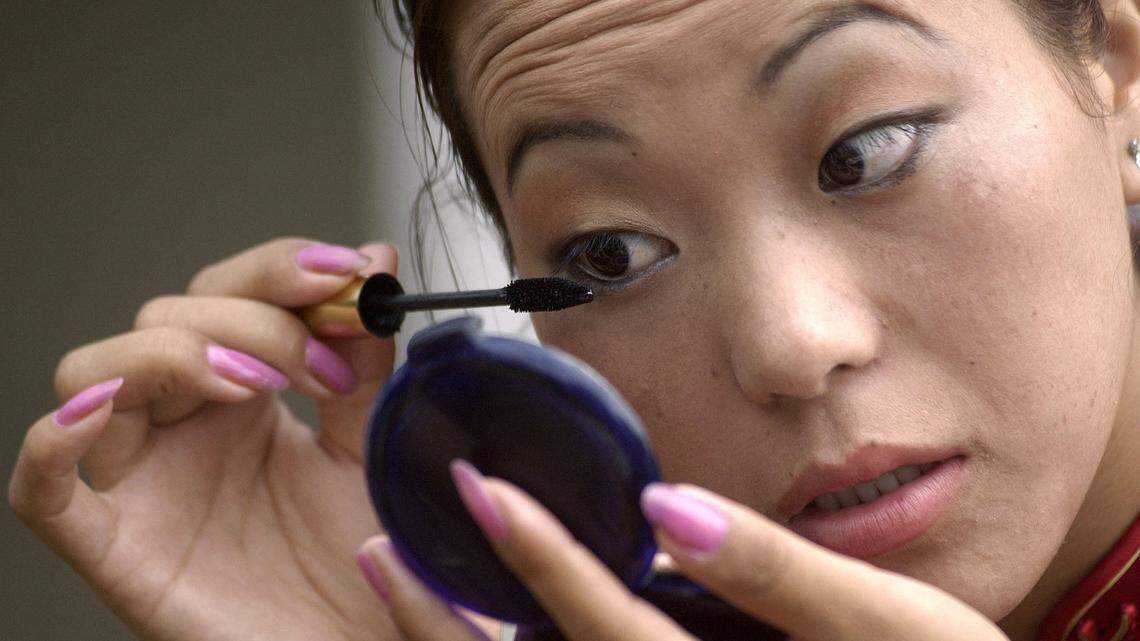 The Easy Face Steps That Instantly Pull Your Entire Look Together Before You Leave the House