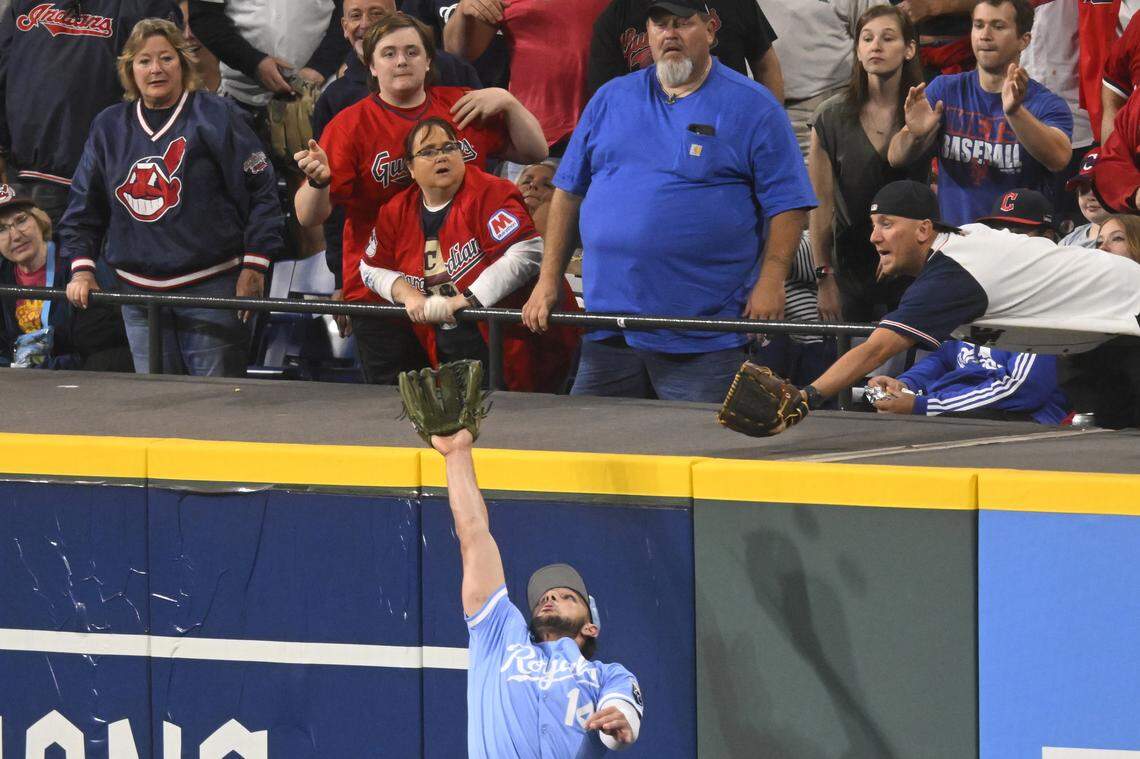 Kansas City Royals right fielder Jac Caglianone makes a leaping catch at the wall in the third inning against the Guardians at Progressive Field in Cleveland on Thursday, Sept. 11, 2025.