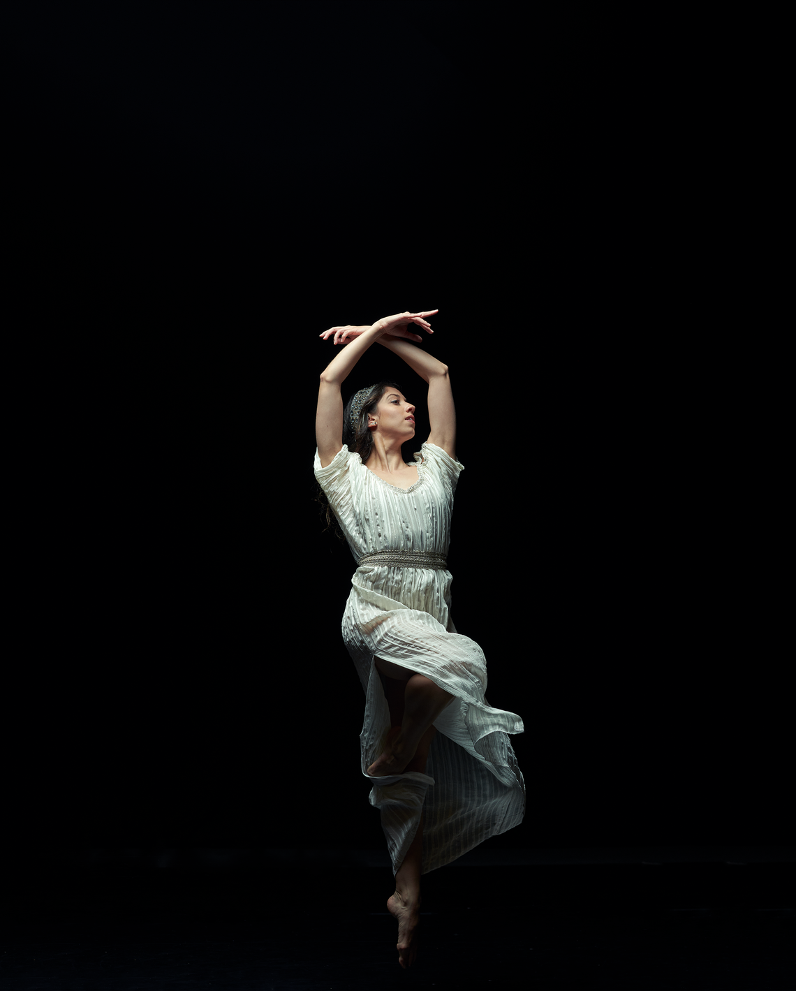 The Owen/Cox Dance Group and Victoria Botero will present “Morena.”