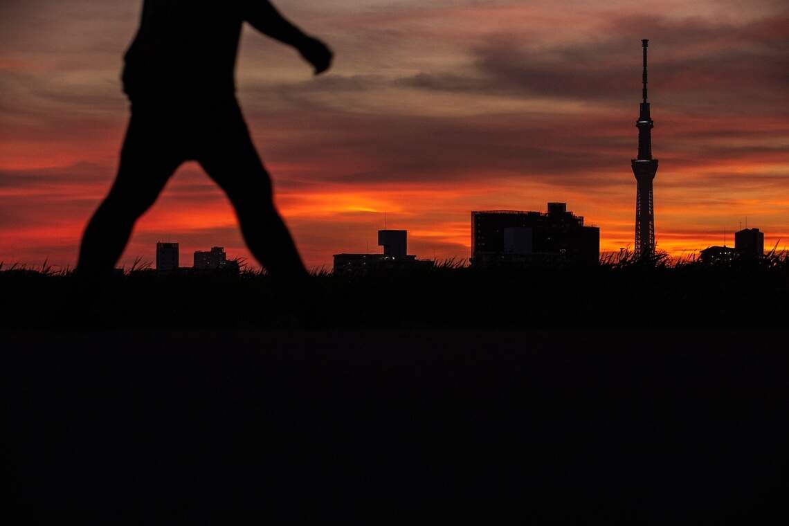 A Weekend Warrior Walking Routine of 8,000 Steps May Boost Longevity, Study Finds