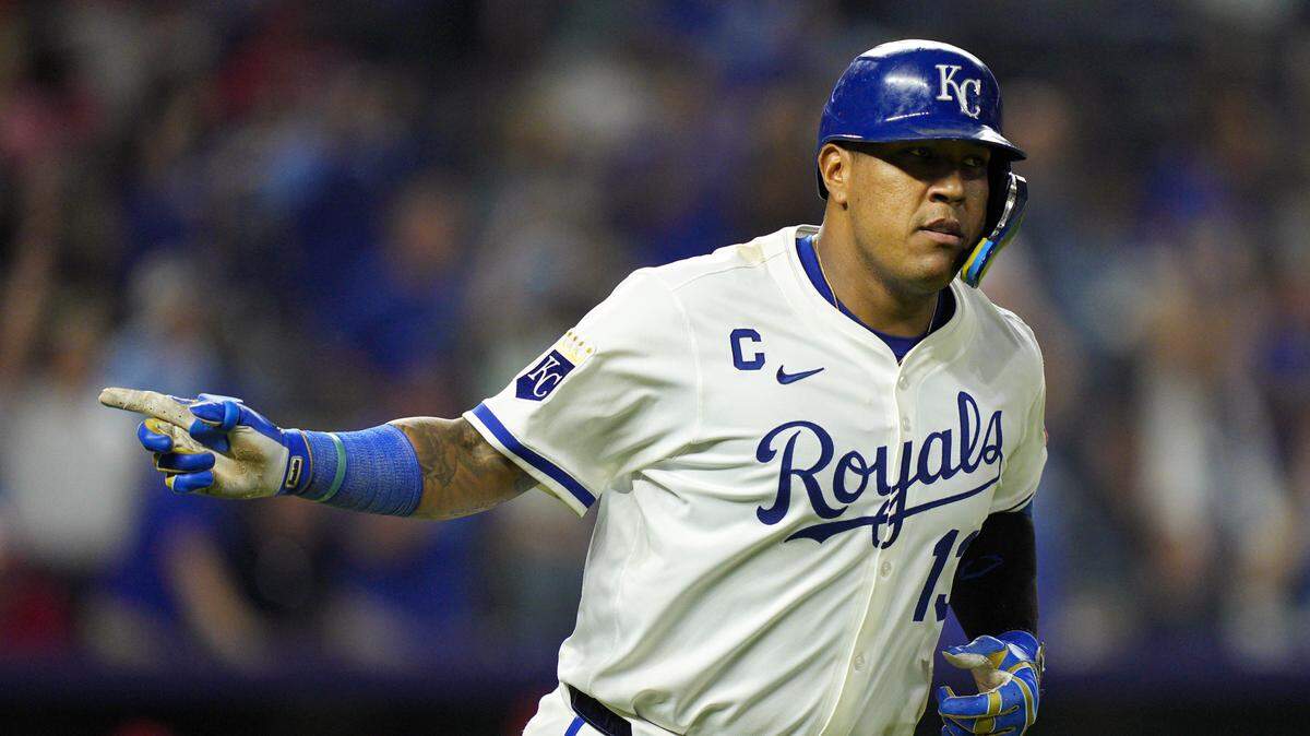Royals catcher Salvador Perez gestures to the home dugout after hitting a tying home run in the seventh inning against the Los Angeles Angels during a Major League Baseball game at Kauffman Stadium in Kansas City on Thursday, Sept. 4, 2025.