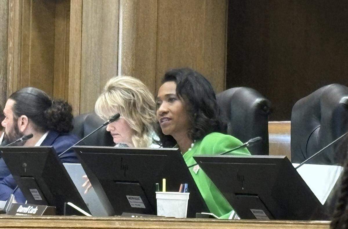 Mayor Pro Tem Ryana Parks-Shaw speaks during a City Council meeting on May 21, 2026.