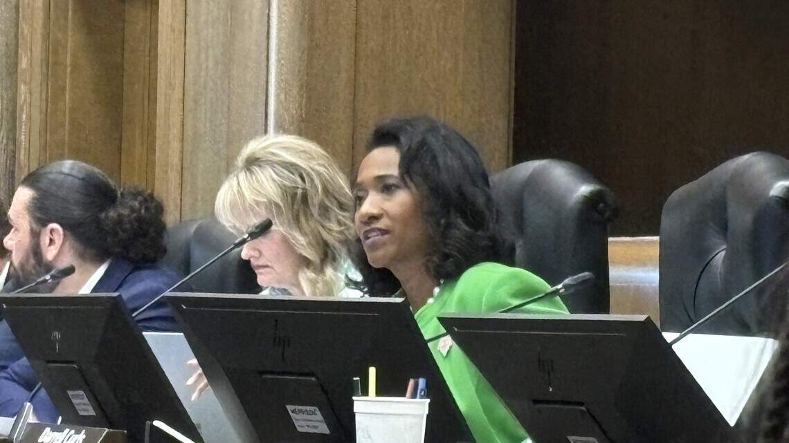 Former aide to top Kansas City leader files whistleblower lawsuit against city