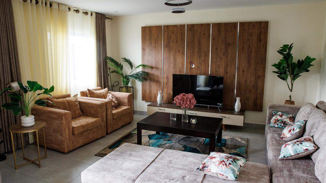 Space-Saving Functional Furniture Ideas That Keep Your Home Organized and Clutter-Free