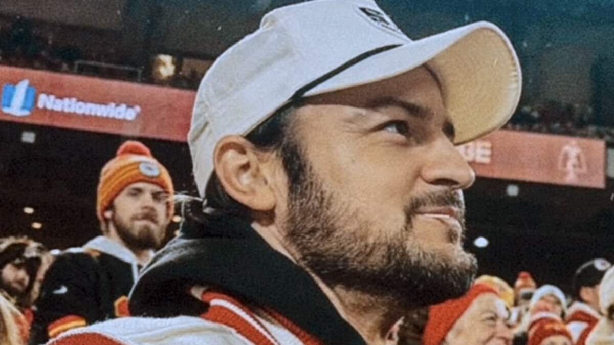 Tyler Hynes, star of last year’s “Holiday Touchdown: A Chiefs Love Story,” for the Hallmark Channel, cheered the Chiefs on to victory at the AFC Championship game Sunday at GEHA Field at Arrowhead Stadium.