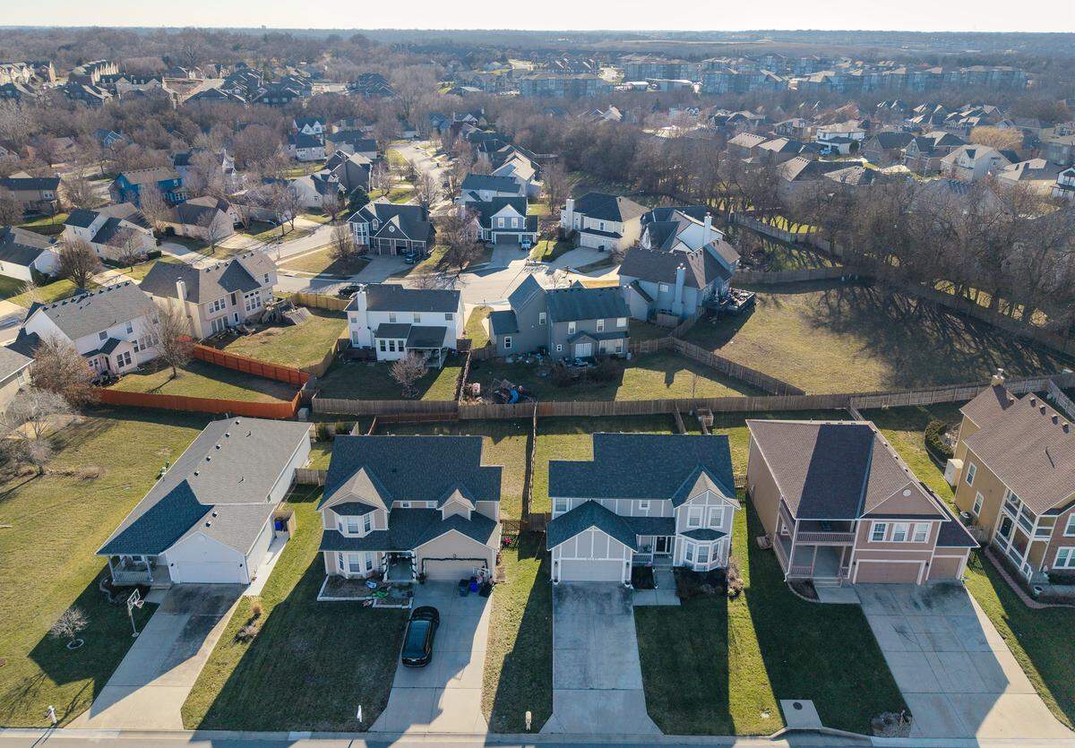 Homes in the Grayson Place subdivision near S. Prairie Creek Parkway and W. 121st Terrace in Olathe on Friday, Jan. 9, 2025. Some residents are concerned about affordability in the Kansas City Chiefs relocate the training facility and team headquarters to Olathe.