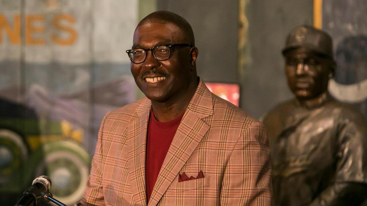“Negro Leagues 101” honors history at KC baseball museum | Kansas City Star