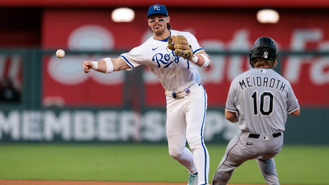KC Royals begin final homestand with decisive loss to White Sox on Tuesday night