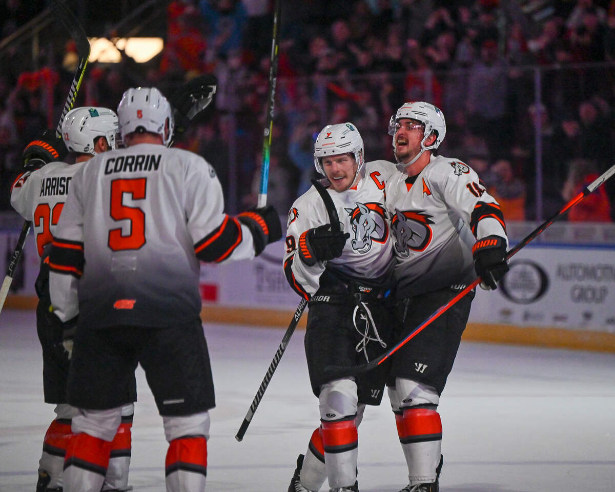 The Mavericks beat the Wichita Thunder 4-3 in overtime on New Year’s Eve. Forward Darik Angeli scored the tying and game-winning goals.