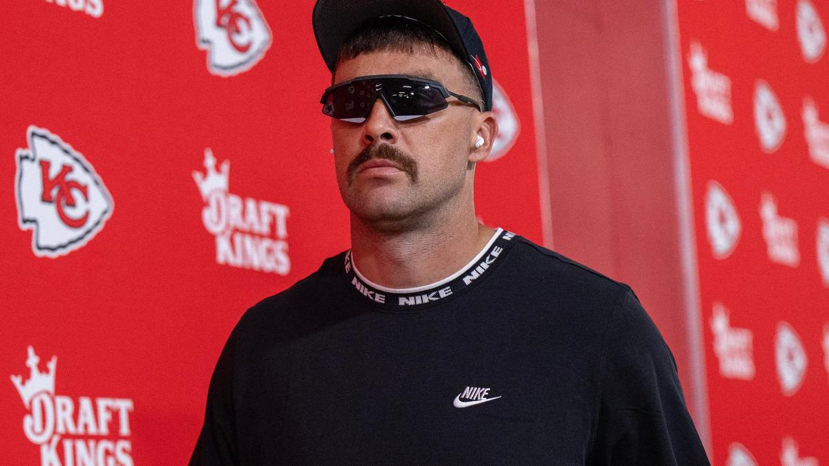 Kansas City Chiefs tight end Travis Kelce walks down the tunnel before a game on Saturday against the Detroit Lions.