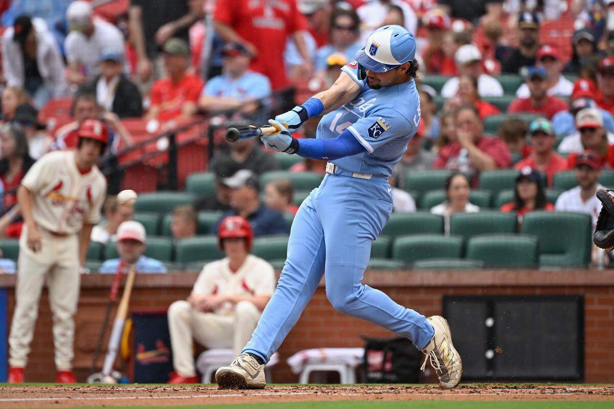 Royals right fielder Jac Caglianone hits a second-inning single against the Cardinals at Busch Stadium in St. Louis on Saturday, May 16, 2026.