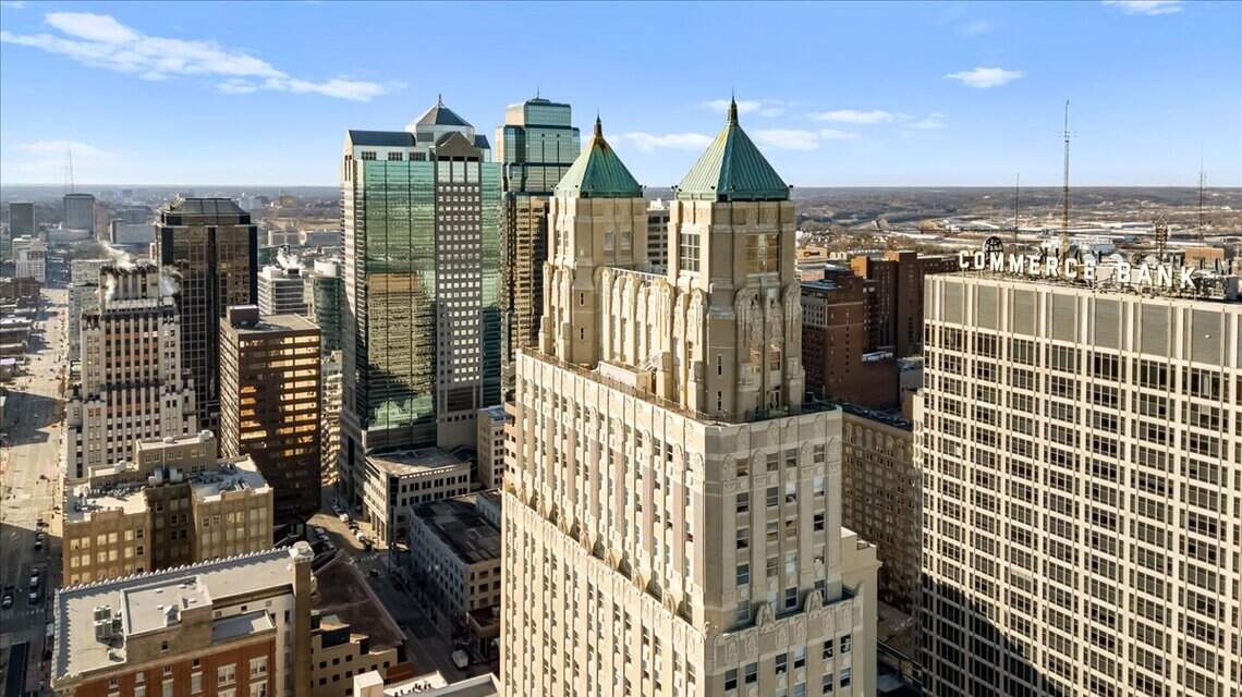 Historic penthouse condo in downtown KC drops listing price about $255,000