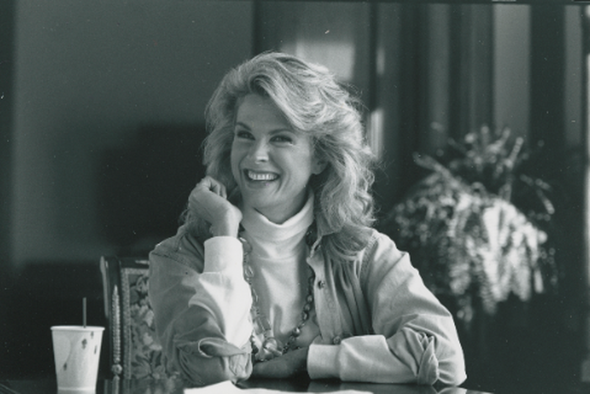 Former Sprint CEO William Esrey said he invited Candice Bergen to his Kansas City home before hiring her as a spokesperson for the phone company. Bergen, then the star of the CBS sitcom “Murphy Brown,” starred in many television commercials in the 1990s.