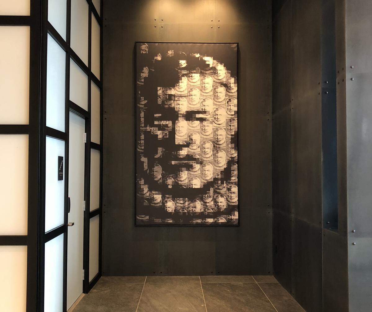 Two Light's interior was inspired by the Crossroads Arts District. It features pieces inspired by famous people with ties to Kansas and Missouri, such as Ernest Hemingway, Amelia Earhart and Satchel Paige.