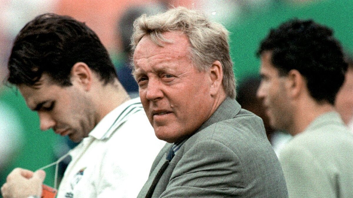 Kansas City Wizards head coach Ron Newman watches warmups before the start of the team’s June 5, 1996 game against the Tampa Bay Mutiny at Arrowhead Stadium.