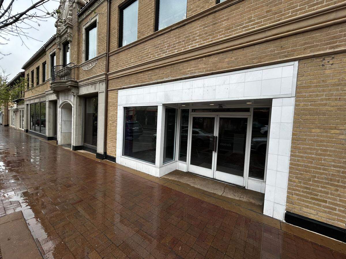 Claire’s has closed at 231 W. 47th Street on the Country Club Plaza.