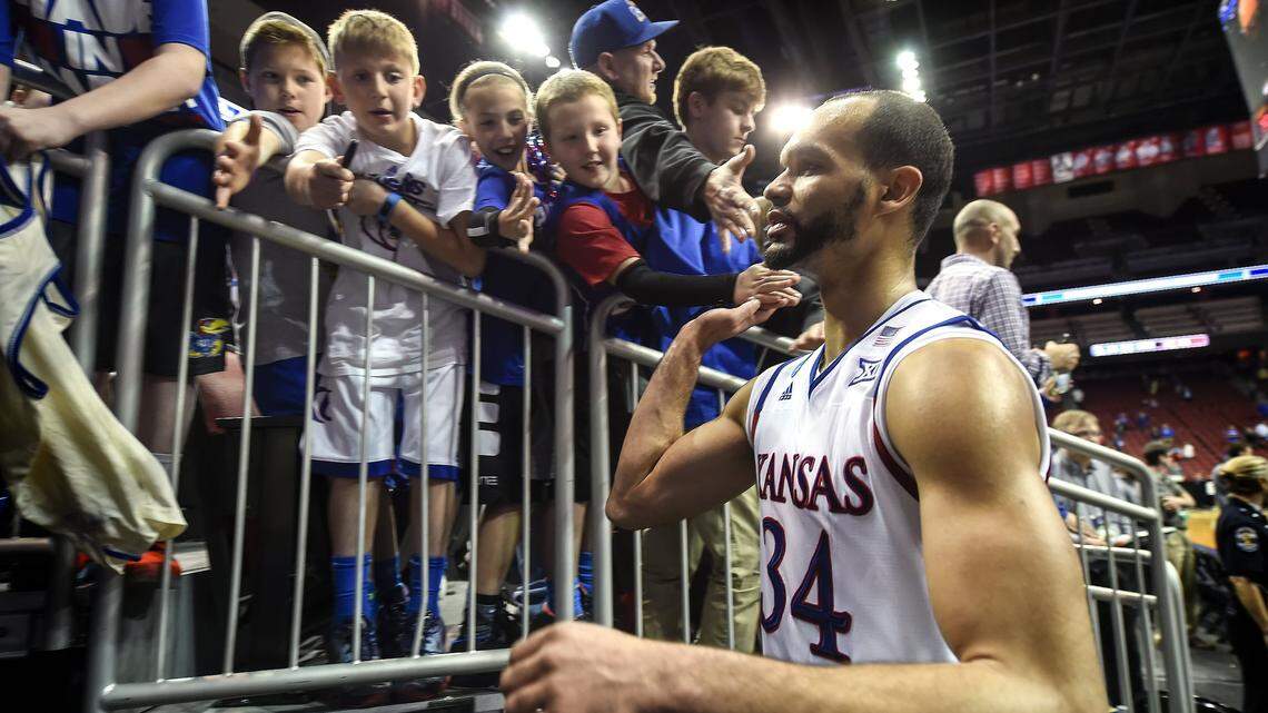Former Kansas Jayhawks forward Perry Ellis suffers season-ending injury in Japan