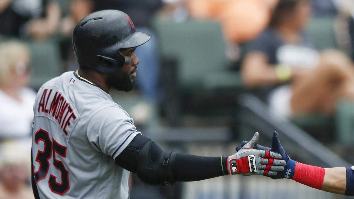The Royals claimed outfielder Abraham Almonte on Monday.