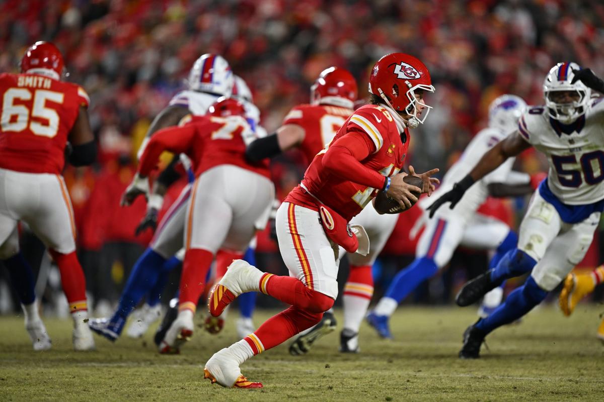 Kansas City Chiefs quarterback Patrick Mahomes scrambles for a first down in the first half of the AFC Championship Game on Sunday, Jan. 26, 2025, at GEHA Field at Arrowhead Stadium.
