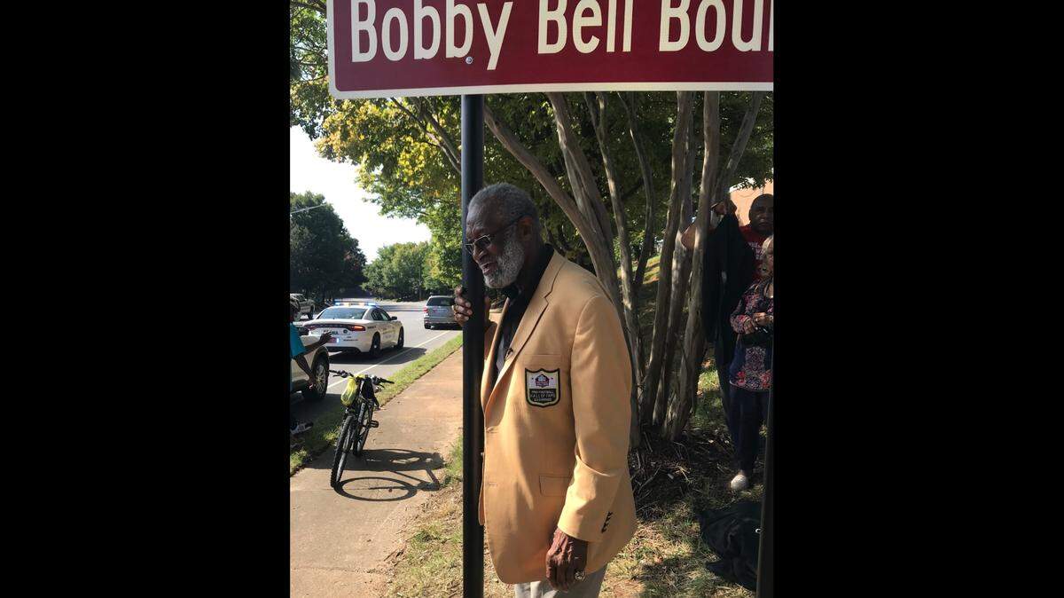 Last Saturday, Aug. 28, 2021, was Bobby Bell Day in the Kansas City Chiefs great’s hometown of Shelby, North Carolina, where they unveiled a Bobby Bell Boulevard street sign, dedicated a mural in the Pro Football Hall of Famer’s likeness and renamed the City Pavilion the Bobby Bell Pavilion.