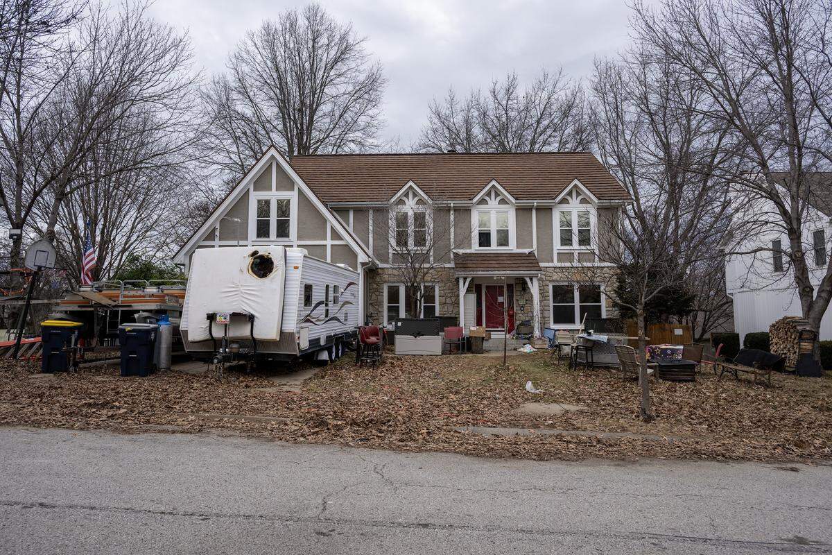 The home of Jeffrey Travis King, charged in Monday's Northland neighborhood shooting, is pictured on Tuesday, Jan. 13, 2026, in Kansas City.
