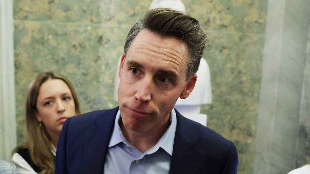 Missouri voters sent him to the Senate as he pledged 100% opposition to union special privileges.