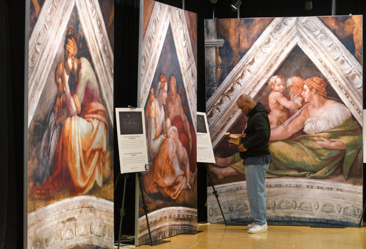 The exhibition runs April 1 – May 15, with viewing on Wednesday–Sundays.