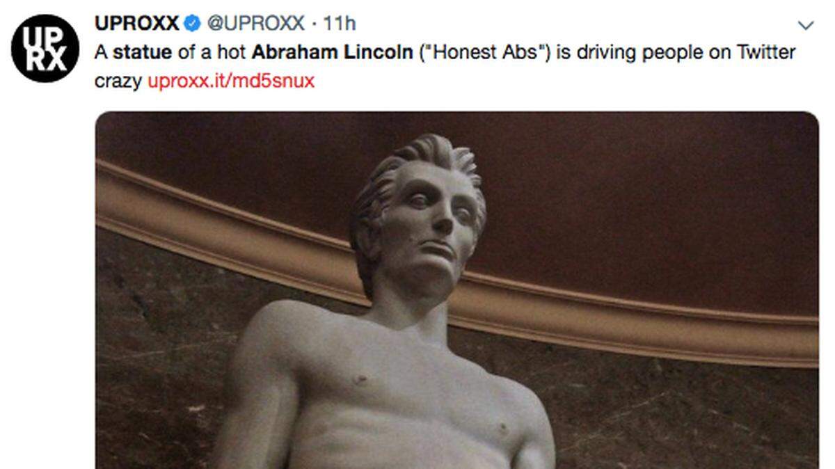 Twitter has suddenly noticed that there is a statue of a young, shirtless Abraham Lincoln at the LA courthouse, which has prompted a public love-fest. The statue was created in 1939.