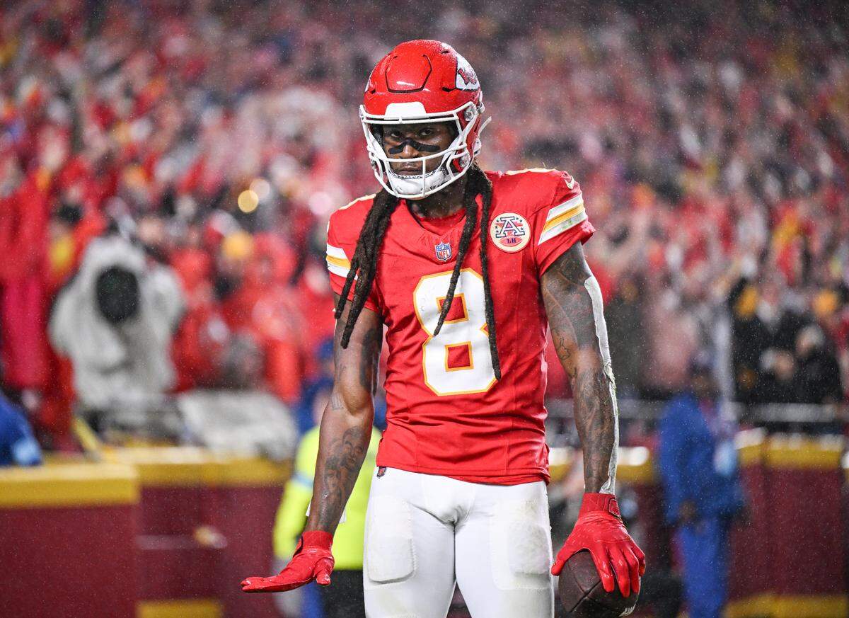 Kansas City Chiefs wide receiver DeAndre Hopkins scored “good son” points with fans when he was seen guiding his mother, Sabrina Greenlee, through GEHA Field at Arrowhead Stadium after the Tampa Bay game. Greenlee was blinded in a 2002 acid attack.