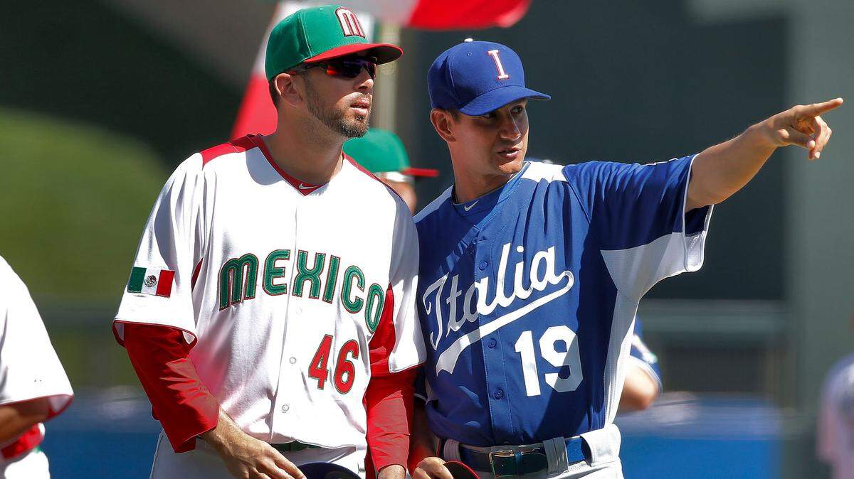 Here’s a fun fact about new Royals pitching coach Brian Sweeney, right: He pitched for Team Italy in the 2013 World Baseball Classic at Salt River Fields in Scottsdale, Ariz.