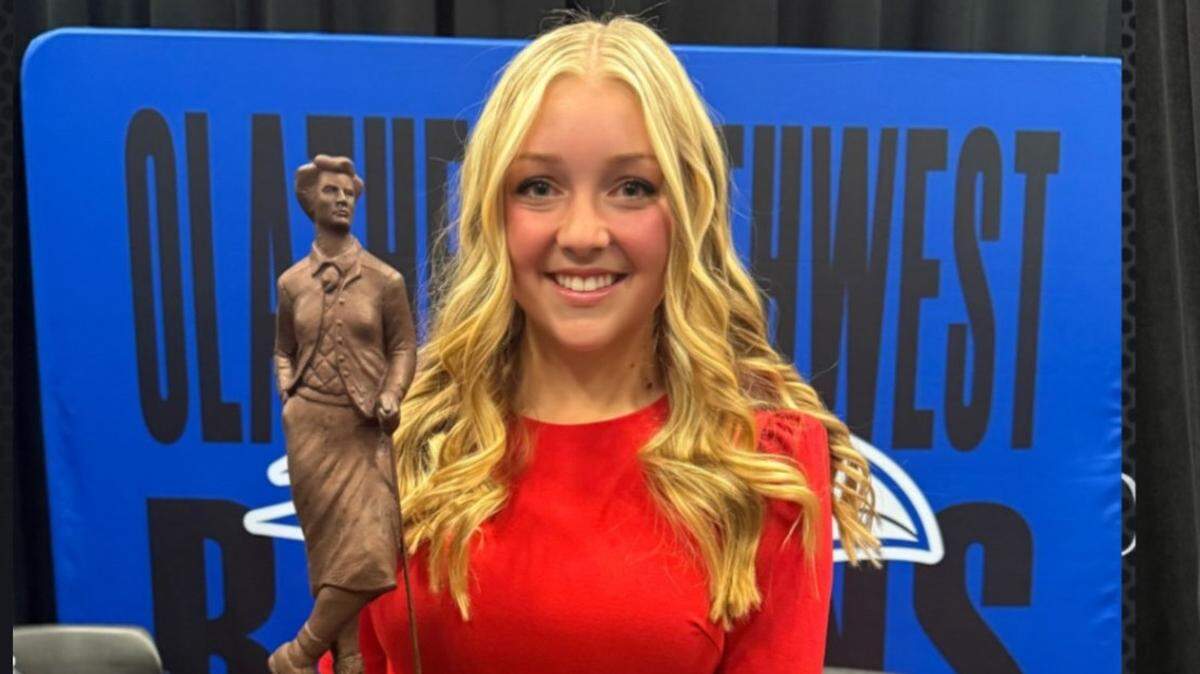 Claire Sullivan of Olathe Northwest on Thursday won the Kenneth Smith Award as the top female high school golfer in the Kansas City metro for 2024.
