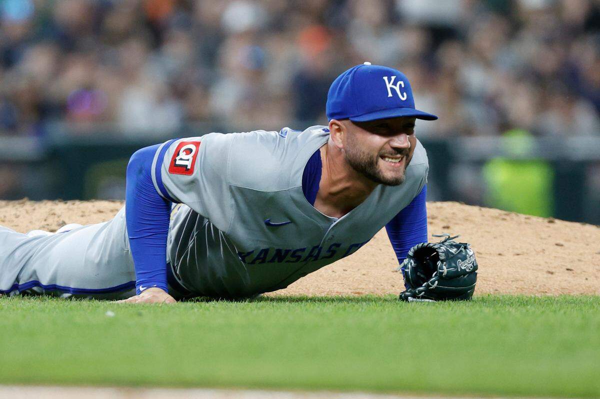 Kansas City Royals pitcher Lucas Erceg (60) reacts after being hit by a ball hit by Detroit Tigers outfielder Riley Greene (not pictured) for a single during the seventh inning at Comerica Park on April 18, 2025.