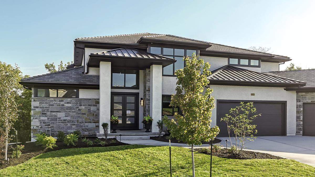 Don Julian Builders’ Fall Parade of Homes entry (#47) offers over 7,000 square feet of impressive design and build inspiration.