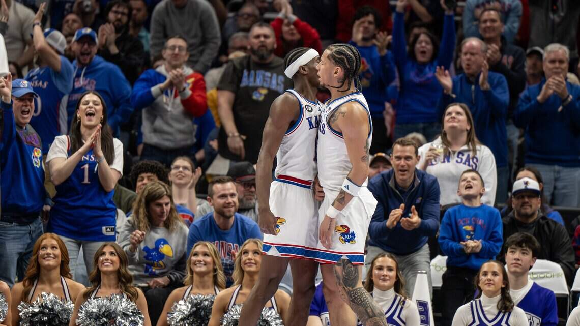 KU basketball’s Tre White, Melvin Council Jr. sign with NBA teams as free agents